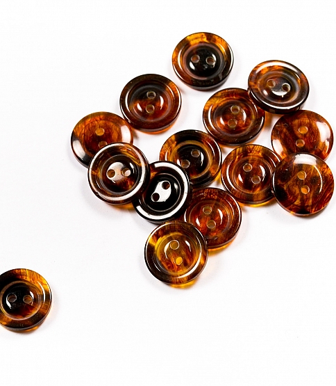 Tortoise Shell Button Size 28L x10 - Click Image to Close